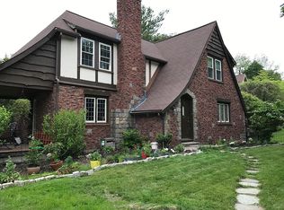 129 Cabot St, Newton, MA 02458