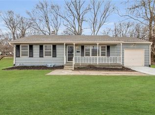 4904 E Red Bridge Rd, Kansas City, MO 64137