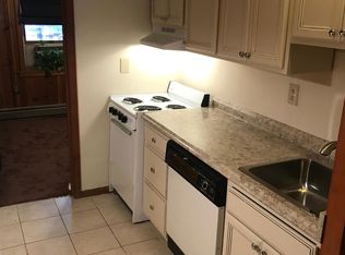 32 8th St NE, Washington, DC 20002