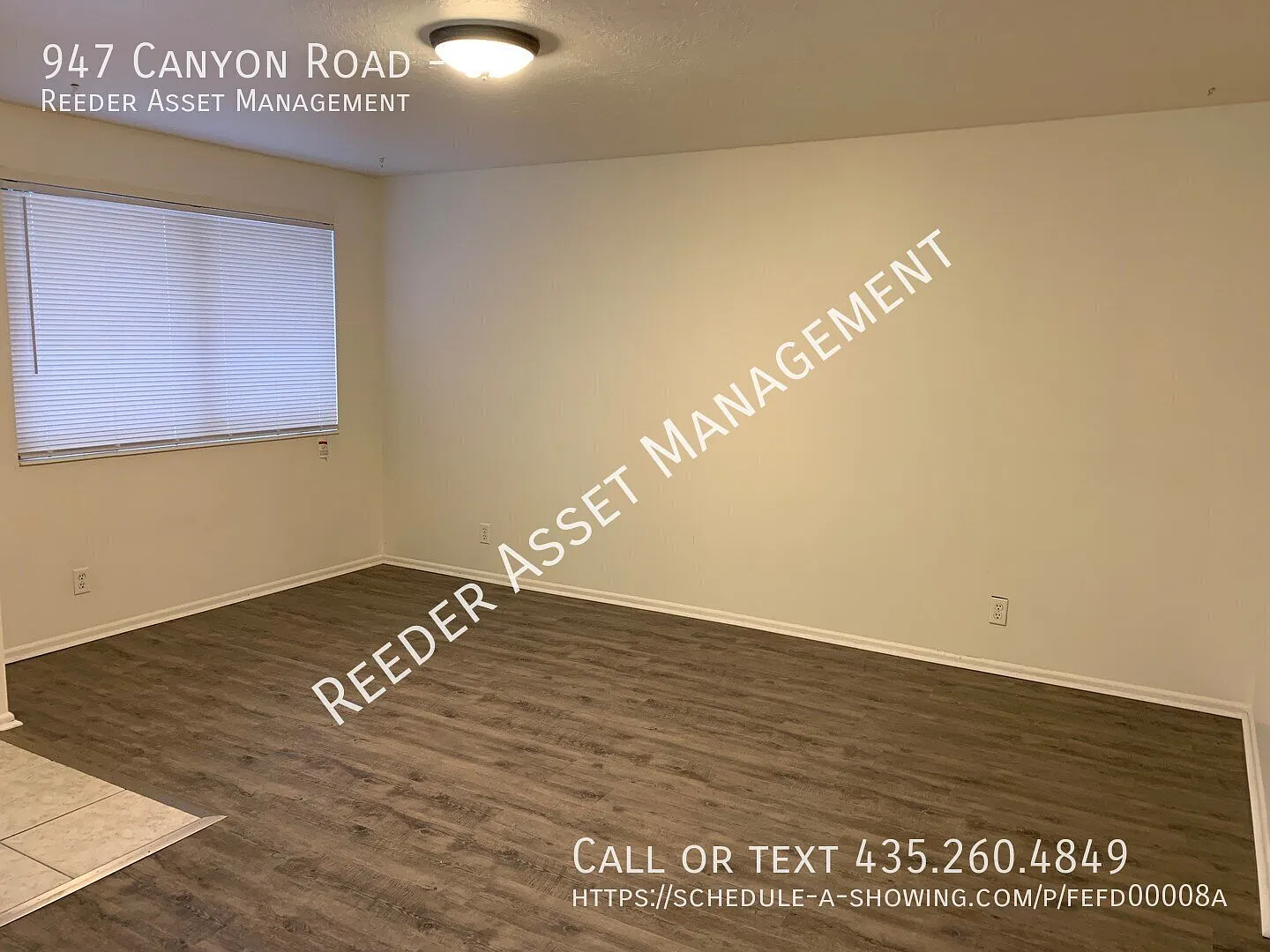 Darling 3 Bedroom 2 Bathroom Single-level Townhouse with Covered Parking! — Photo 3