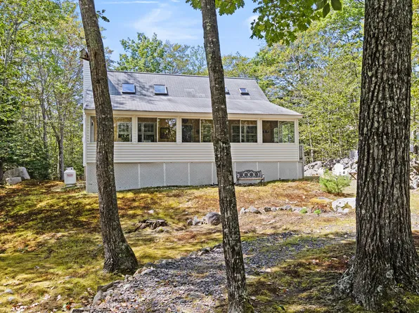 170 High Point Drive, Frye Island, ME 04071