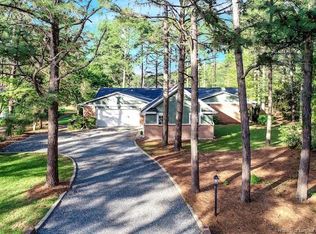 4 Bogie Dr, Whispering Pines, NC 28327