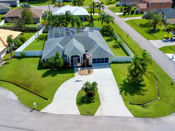 5879 NW Cincy Court, Port St Lucie, FL 34986