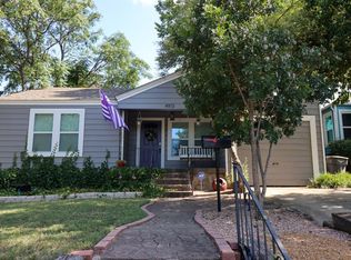 4913 Calmont Ave, Fort Worth, TX 76107