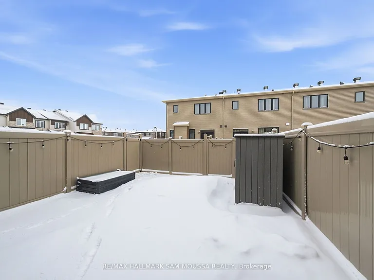 302 Drumlish Ln — Photo 41