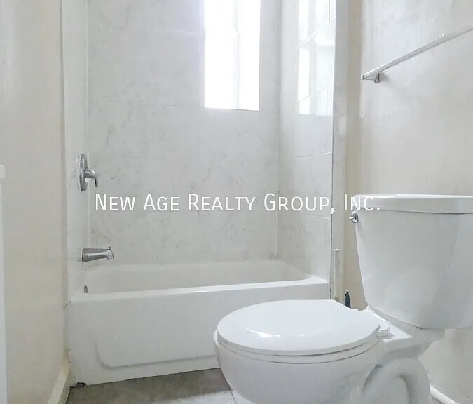 3132 Mantua Ave #3 — Photo 9
