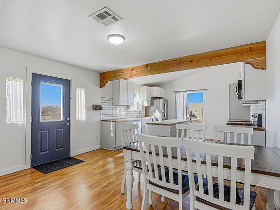 5th image of 1705 Roadrunner Ln
