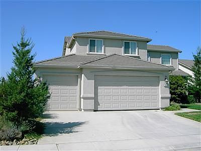 1st image of 711 Elk Hills Dr