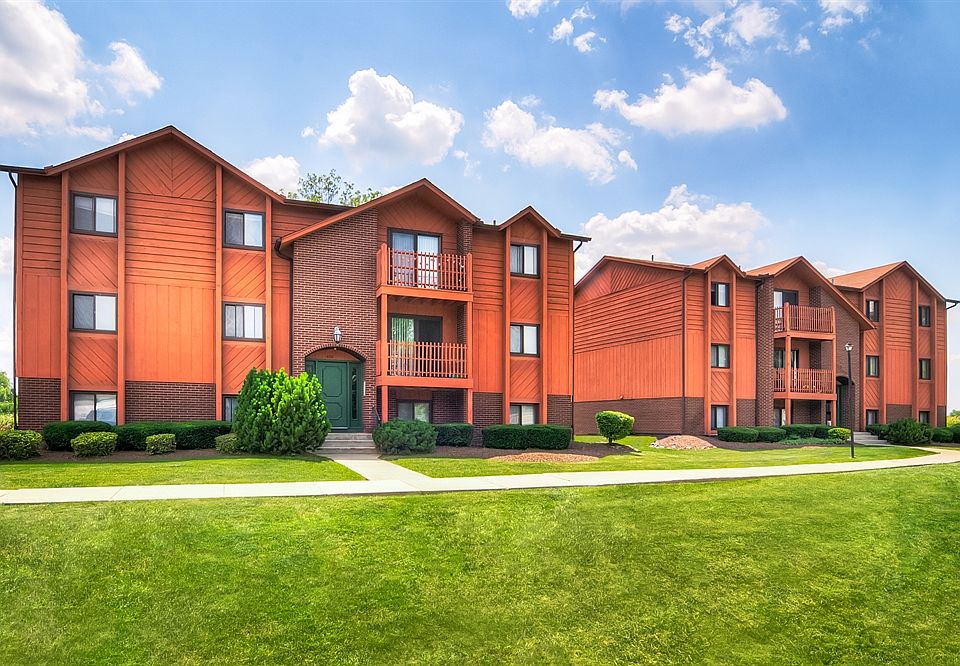 2nd image of 4046 W 79th Ct APT 10
