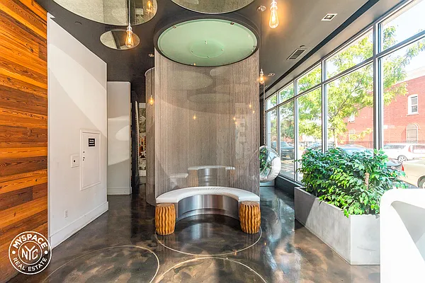 Rented by MySpaceNYC | media 26