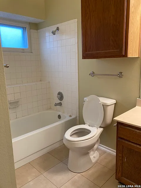 2 bed, 2.0 bath, 1834 sqft, $1,275 — Photo 4