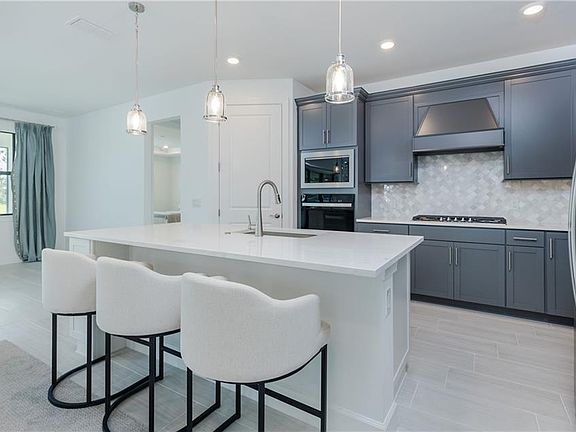 5th image of 20167 Kingmont DR