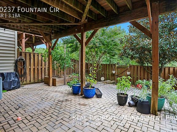 5th image of 10237 Fountain Cir