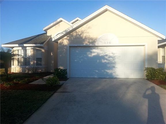3rd image of 930 Emerald Green Ct