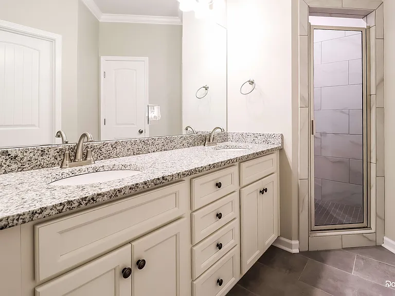 2078 Springfield Dr — Photo 11