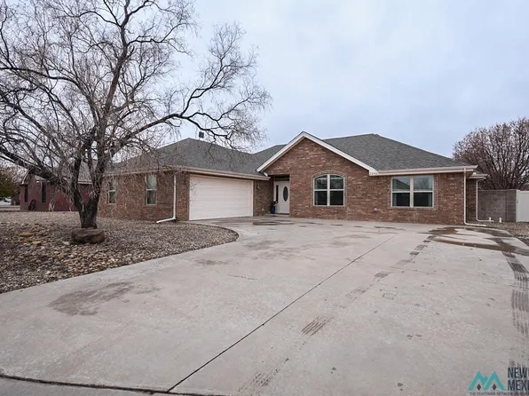 2206 W Beech St, Portales, NM 88130