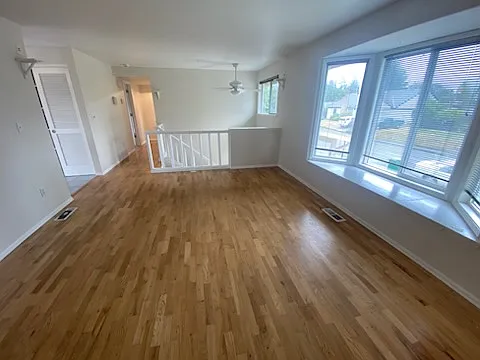 4 bed, 2520 sqft, $4,300 — Photo 4