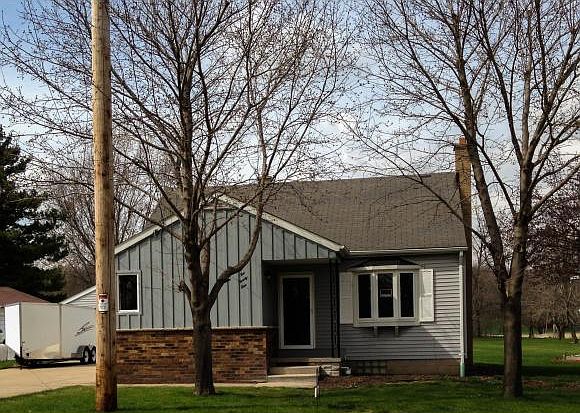 2nd image of 1021 Augustine St