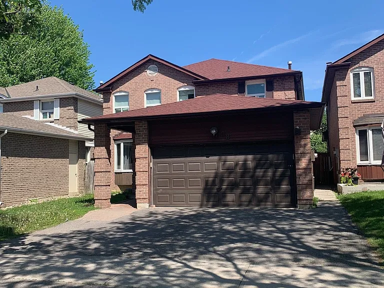 98 York Hill Blvd — Photo 1