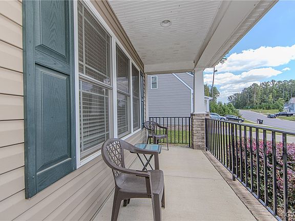 3rd image of 14207 Laketree Dr