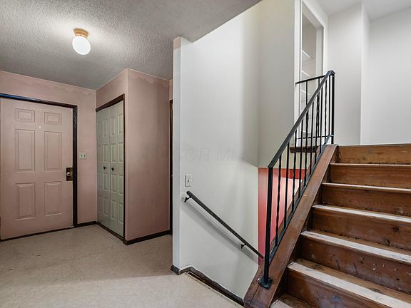 2nd image of 5728 Allenby Ct