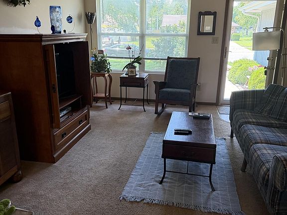 2nd image of 7406 SW 26th Ct