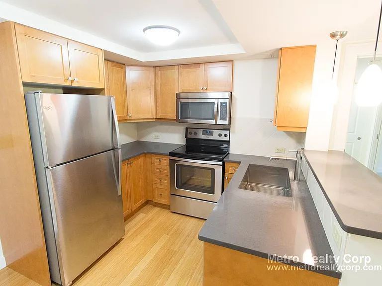 77 Marion — Photo 23