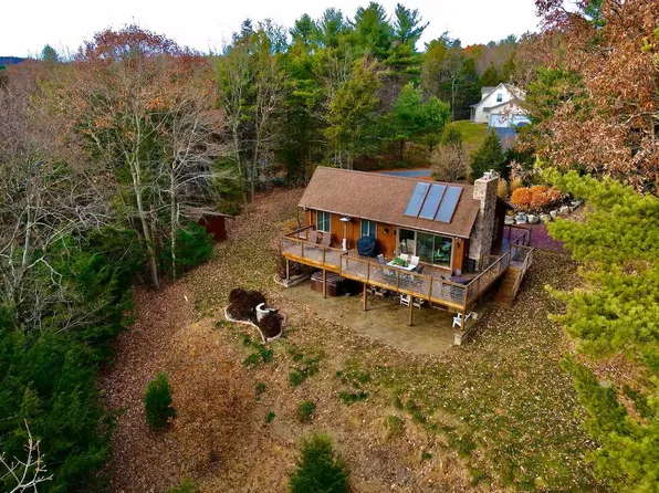 9 Woods Rd, Palmerton, PA 18071