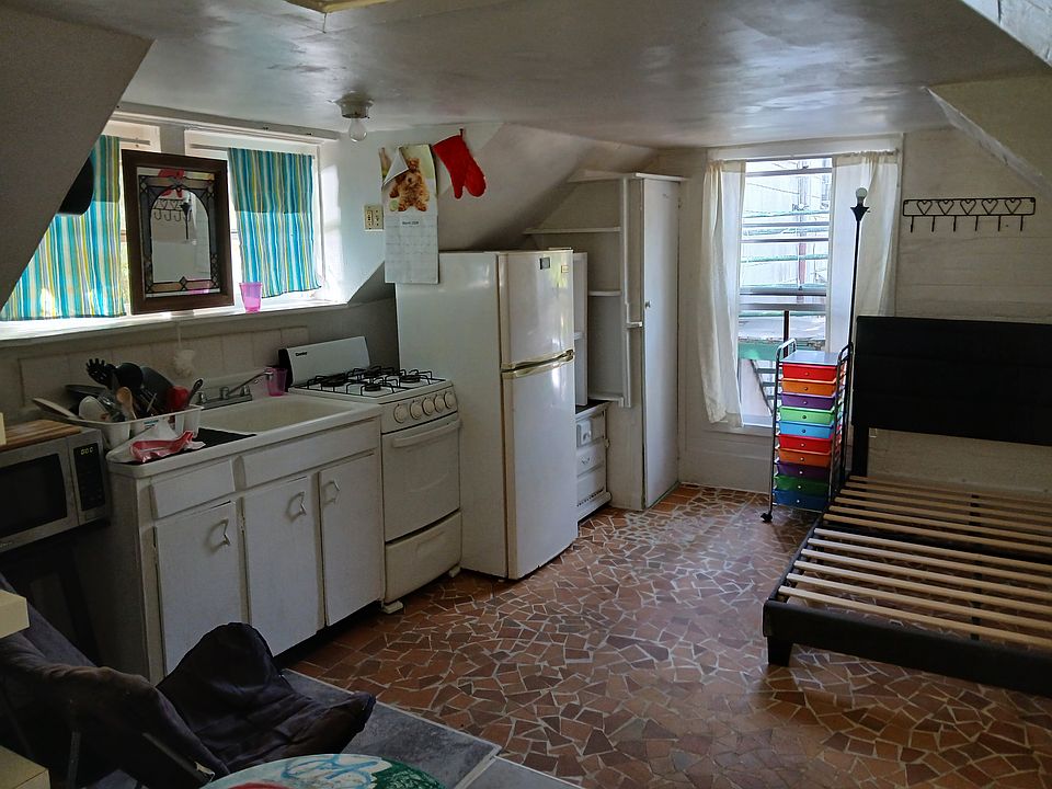 2nd image of 234 N Halifax Ave #2