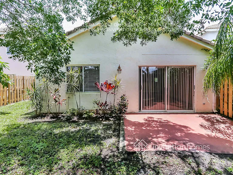 7201 Vaca Key Way — Photo 17