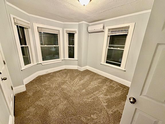 3rd image of 49 Spruce St APT 2