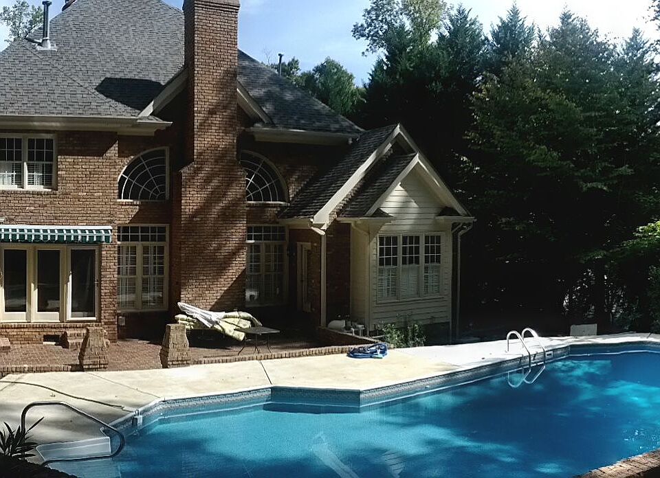 2nd image of 107 Birklands Dr