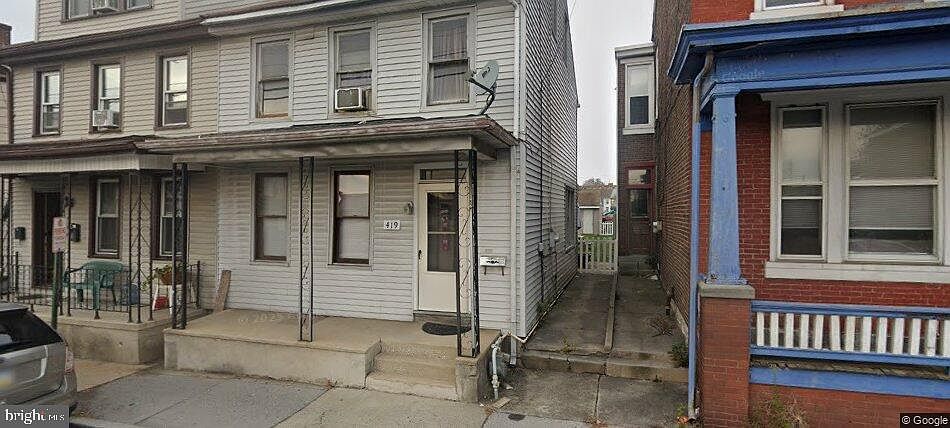 1st image of 419 Lehman St