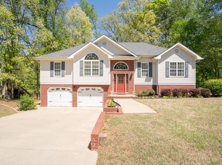 148 Merry Wood Dr, Rossville, GA