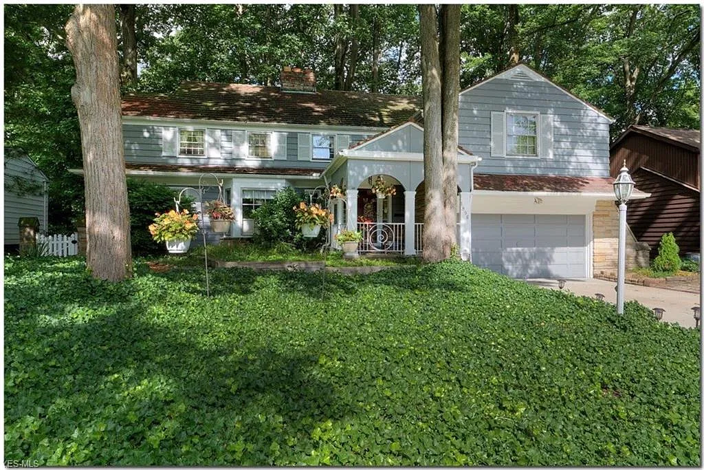 1896 Temblethurst Rd photo 1