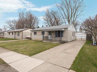 24320 Trombley St, Clinton Township, MI 48035