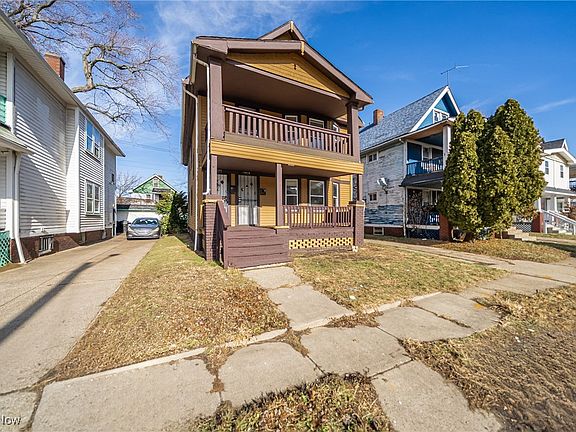 3rd image of 12521 Locke Ave