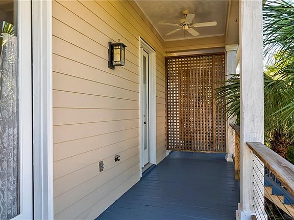 4th image of 705 Hernando Pl