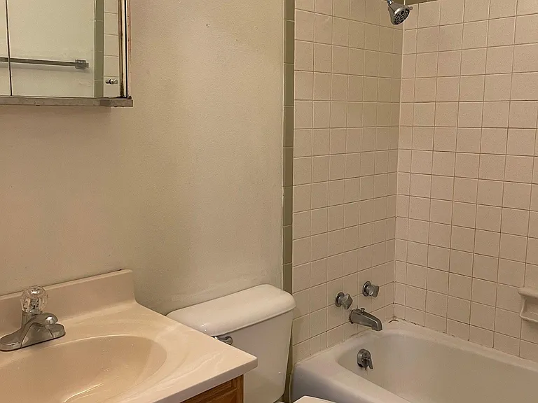 213 Iowa Ave #7 — Photo 7