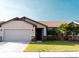 1303 22nd Ave, Kingsburg, CA