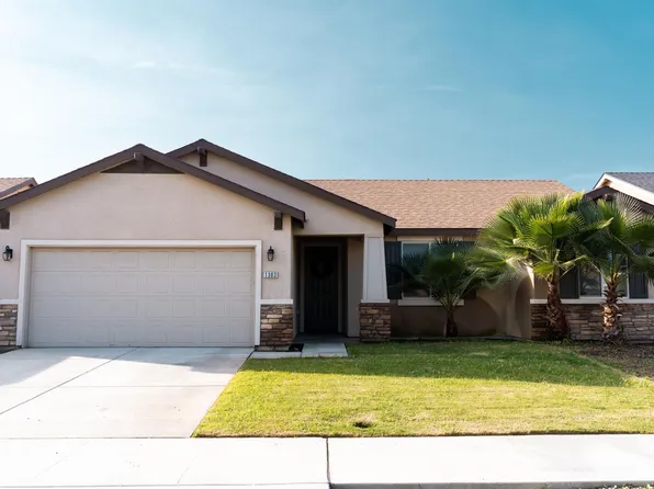 1303 22nd Ave, Kingsburg, CA 93631