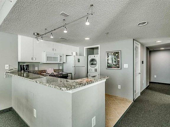4th image of 300 N Ocean Blvd #601