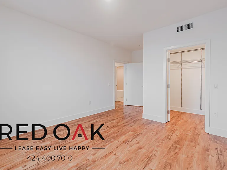 5727 La Mirada Ave #309 — Photo 3