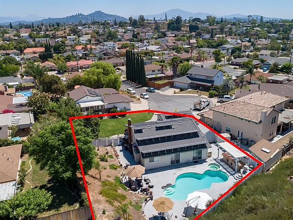 4th image of 7854 Cowles Mountain Pl