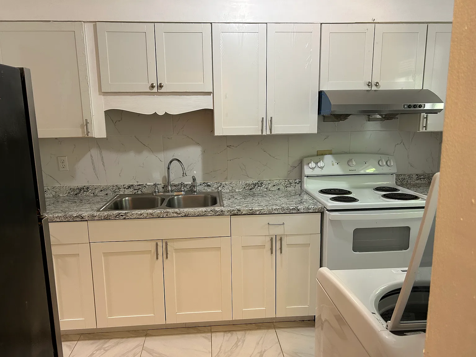2 bed, 875 sqft, $1,300 — Photo 3