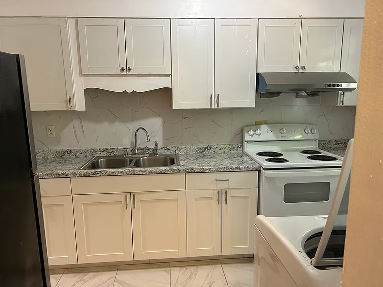 342 Ashley Forest Rd — Photo 3