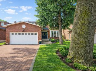 2071 Pen St, Oakville, ON L6H 3L2