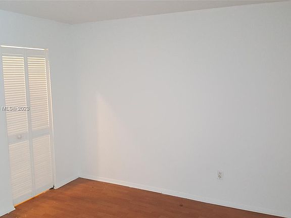 4th image of 10740 N Kendall Dr APT L20