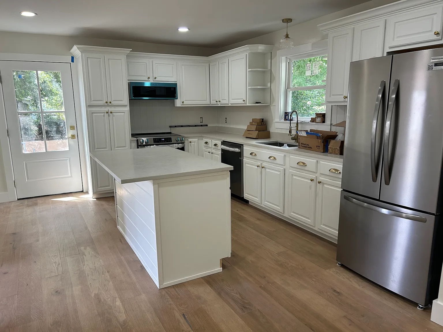 3 bed, 1550 sqft, $2,200 — Photo 3