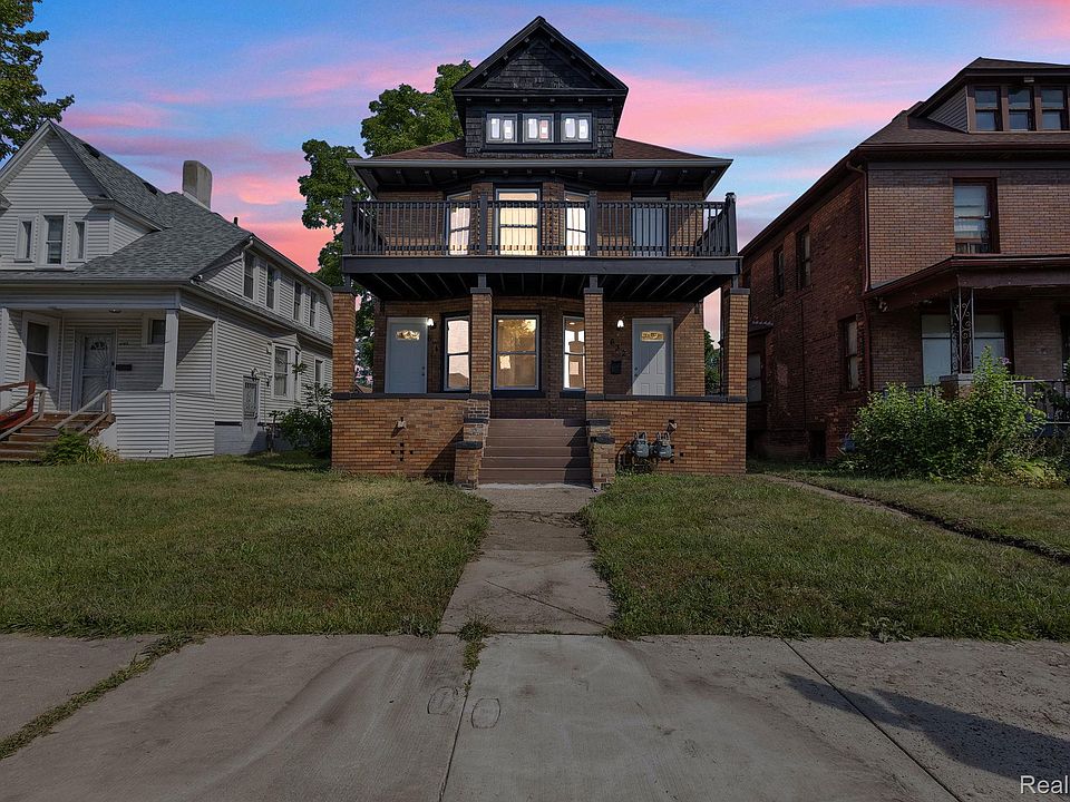 1st image of 632 Clairmount St